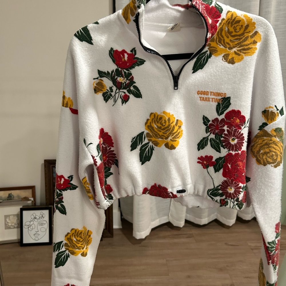 Urban Outfitters Floral Zip-Up Sweatshirt - Quarter Zip